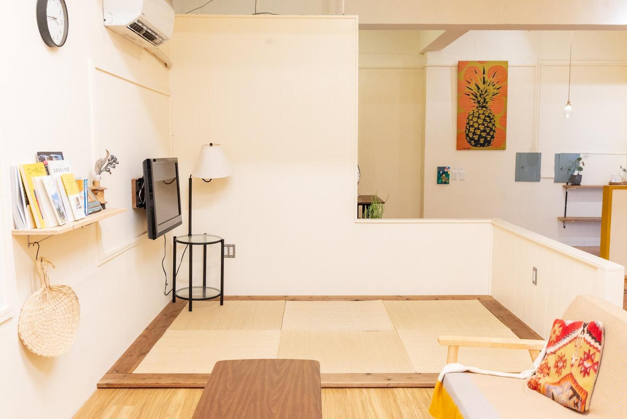Pineapple Hotel Naha Extérieur photo